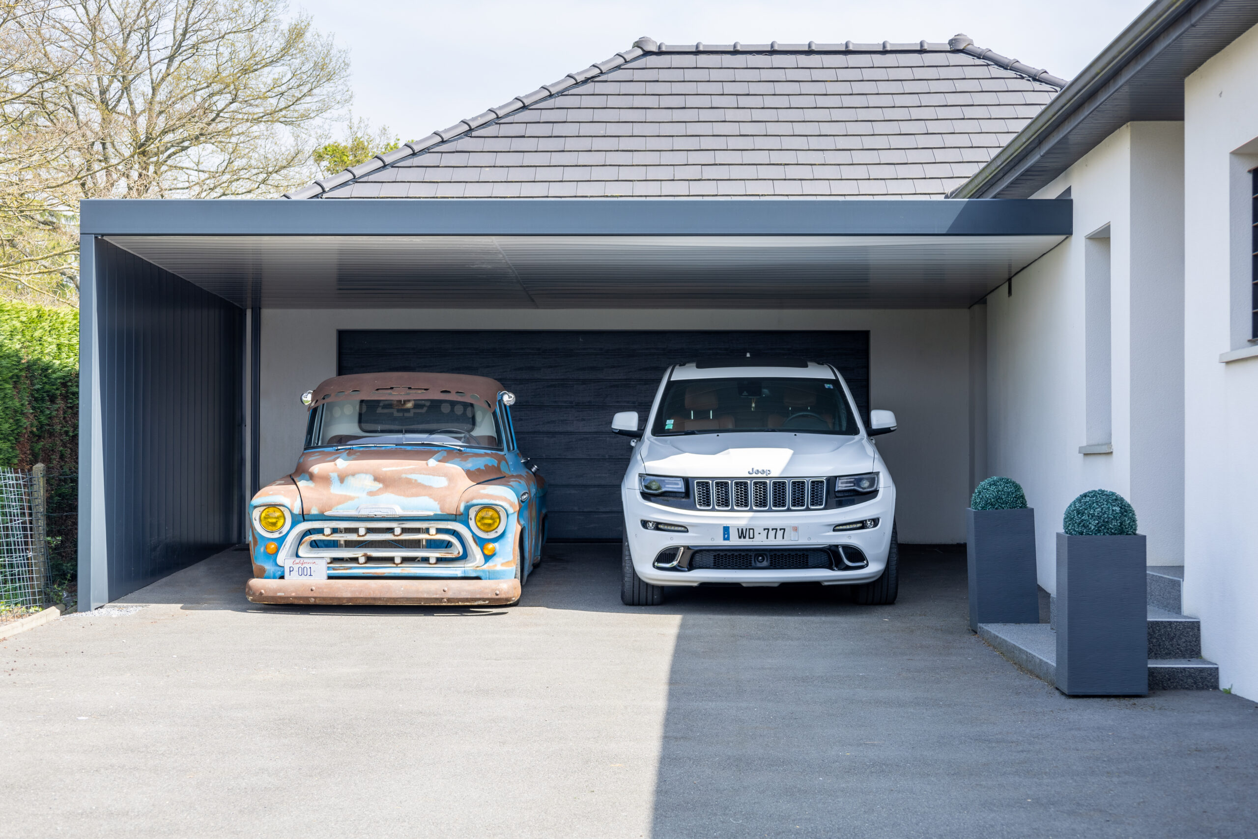 Carport en acier thermolaqué