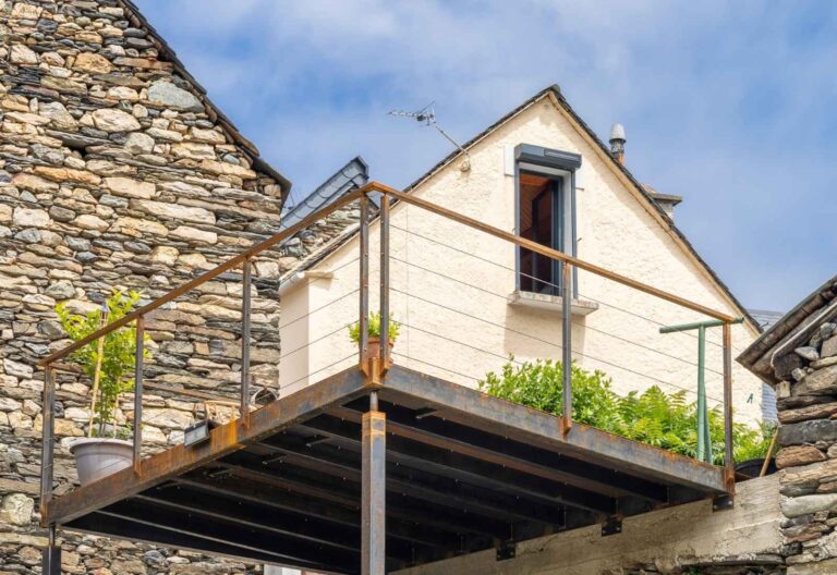 Terrasse Corten sur pilotis – Sers (65)