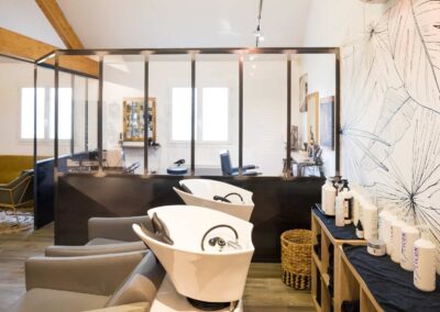 Verrière acier sur mesure - côté lavage cheveux