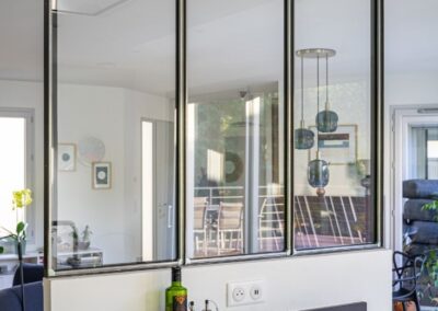 Verrière de séparation - vue de la cuisine