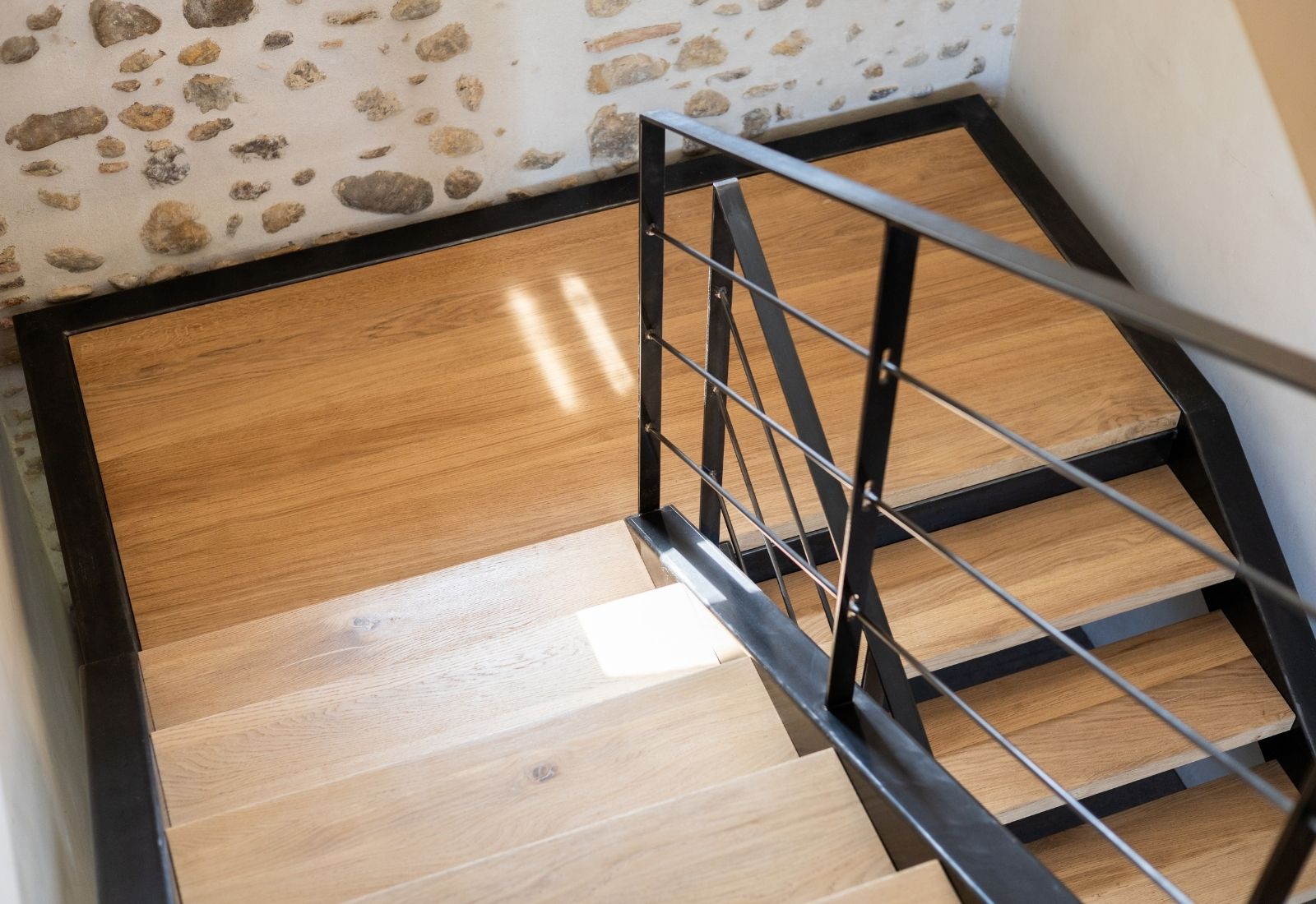 Escalier limon lateraux