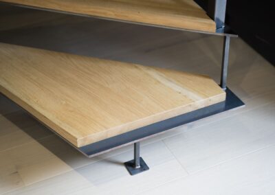 marches escalier limon central acier chene